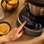 Cecotec Robot de Cocina Multifunción Mambo 11090. 1600 W, 37 Funciones, APP, Báscula y Jarra de 3,3 Litros de Acero inoxidable apta para Lavavajillas, Recetario y Accesorios - Image 11