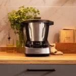 Cecotec Robot de Cocina Multifunción Mambo 11090. 1600 W, 37 Funciones, APP, Báscula y Jarra de 3,3 Litros de Acero inoxidable apta para Lavavajillas, Recetario y Accesorios - Image 3