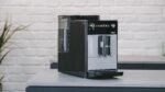 Melitta Latticia OT F300-101 - Cafetera superautomática para café con leche espumada o capuchino, máquina de café con molinillo silencioso y 3 niveles de intensidad, 1,5 L, plata - Image 3