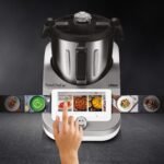 Ufesa TotalChef RK7 Robot de Cocina Inteligente Multifunción, WIFI, 30 Funciones, 4.5L, Pantalla Táctil de 7 Pulgadas, Báscula Integrada, Recetario Interactivo, Color Plata/Negro - Image 2