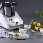 Ufesa TotalChef RK7 Robot de Cocina Inteligente Multifunción, WIFI, 30 Funciones, 4.5L, Pantalla Táctil de 7 Pulgadas, Báscula Integrada, Recetario Interactivo, Color Plata/Negro - Image 7