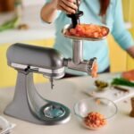 KitchenAid Classic Batidora Amasadora 4.3L, 10 Velocidades con Arranque Suave, Pala, Gancho y Varilla, Acción Planetaria, 59 Puntos de Contacto, Contour Silver - Image 2