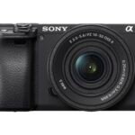 Sony Alpha 6400 cámara mirrorless (APS-C) con objetivo 16-50mm f/3.5-5.6, 24.2MP, grabación en 4K, enfoque automático 0.02s y pantalla inclinable, ideal para creadores de contenido y vlogs