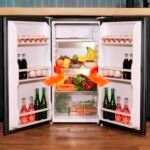 Cecotec Nevera Pequeña Frigorífico Mini Retro 91L 1 Puerta Bolero Coolmarket TT Origin 90 Black E. Frigorífico Sobremesa, 83cm de Alto y 47cm de Ancho, Bajo Consumo, Temperatura Regulable - Image 4